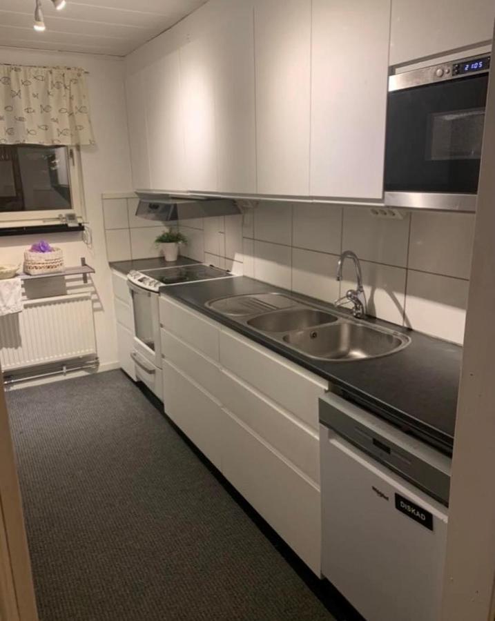 Own Private In A Big House! Privatunterkunft
